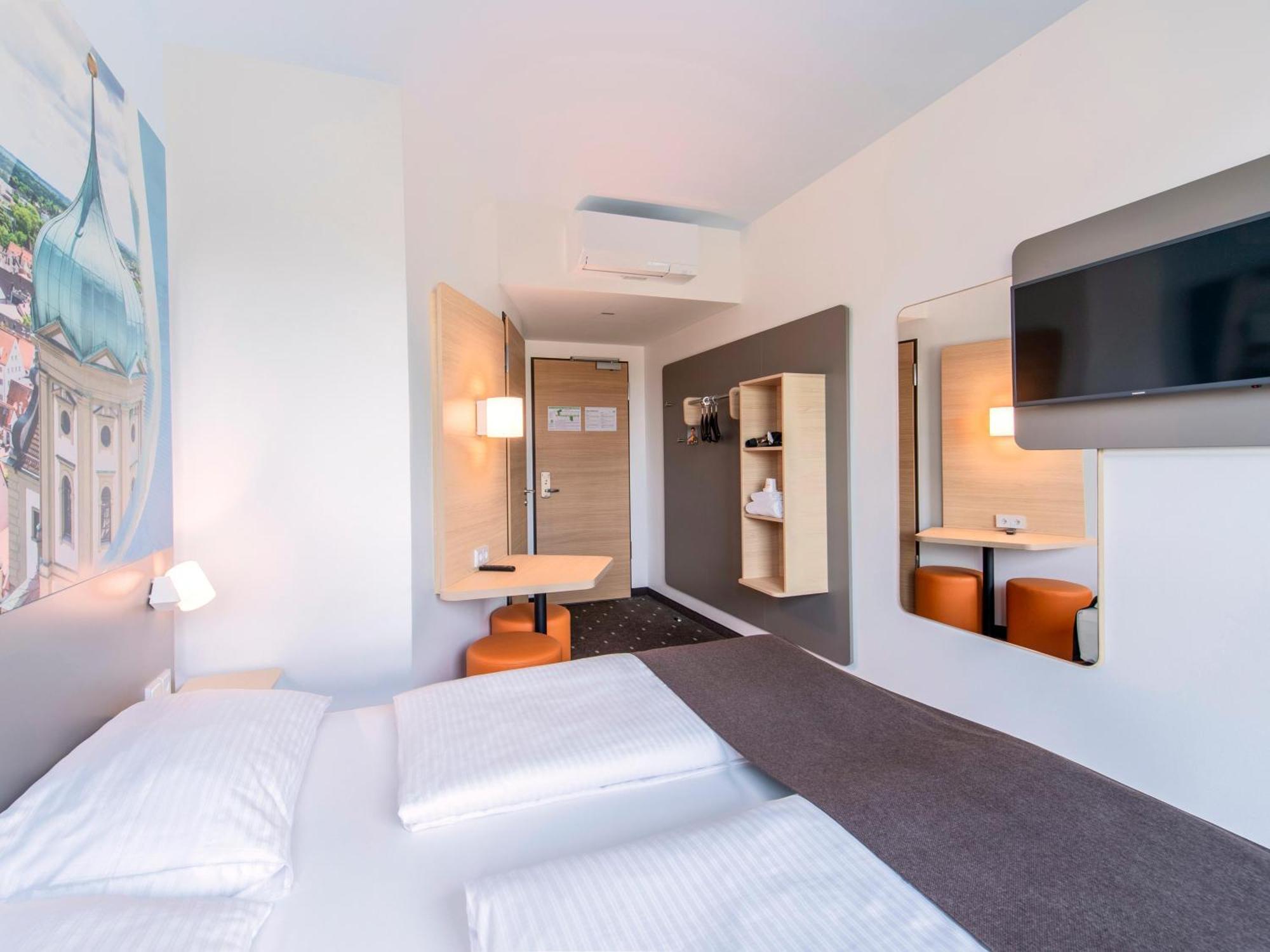 B&B Hotel Augsburg-Nord Екстериор снимка