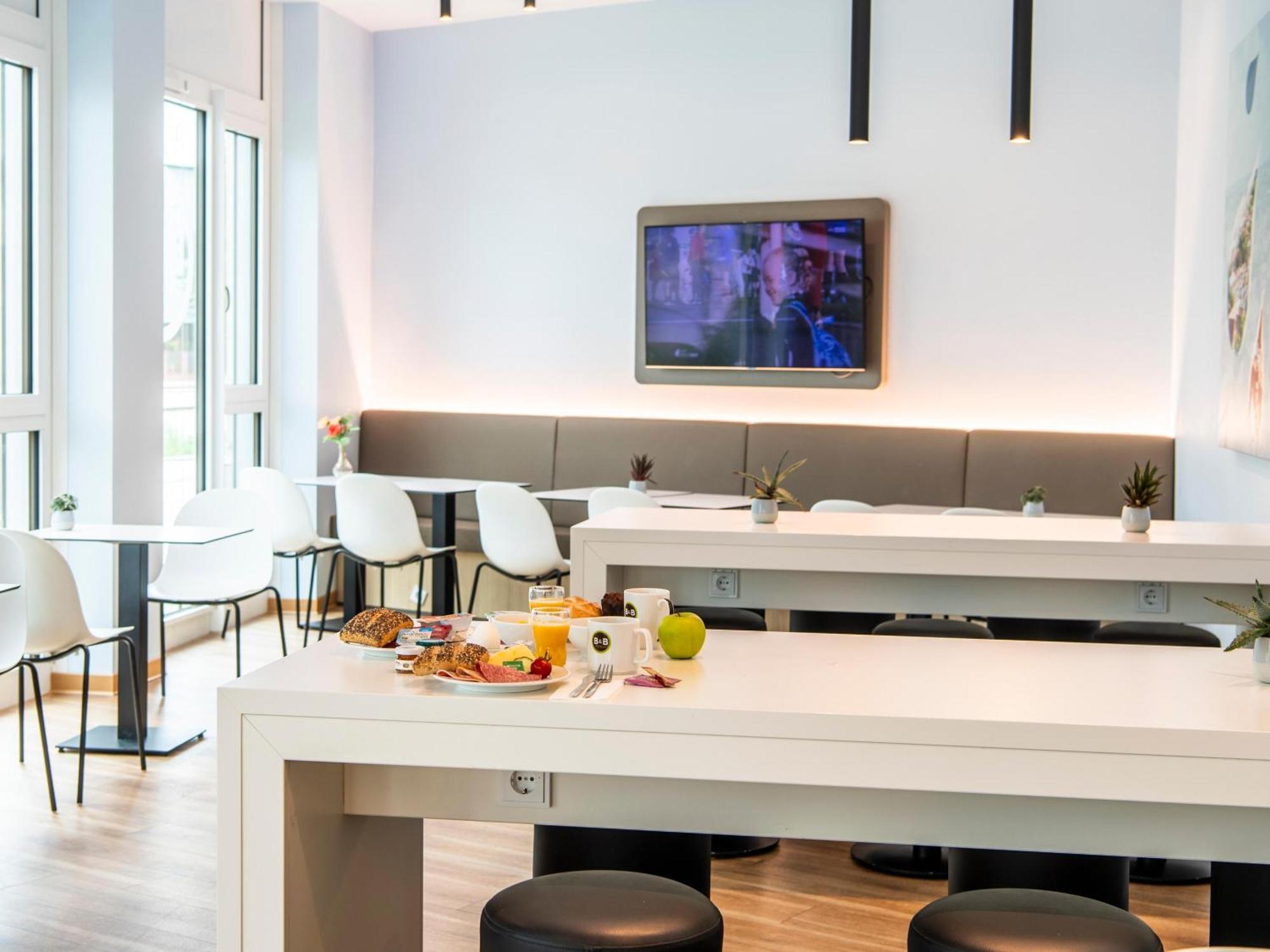 B&B Hotel Augsburg-Nord Екстериор снимка