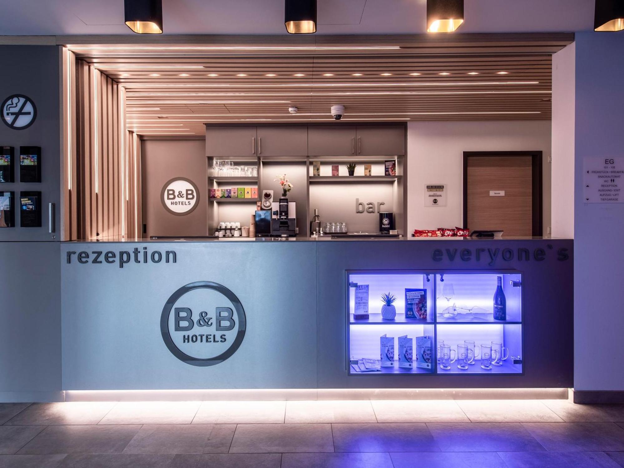 B&B Hotel Augsburg-Nord Екстериор снимка