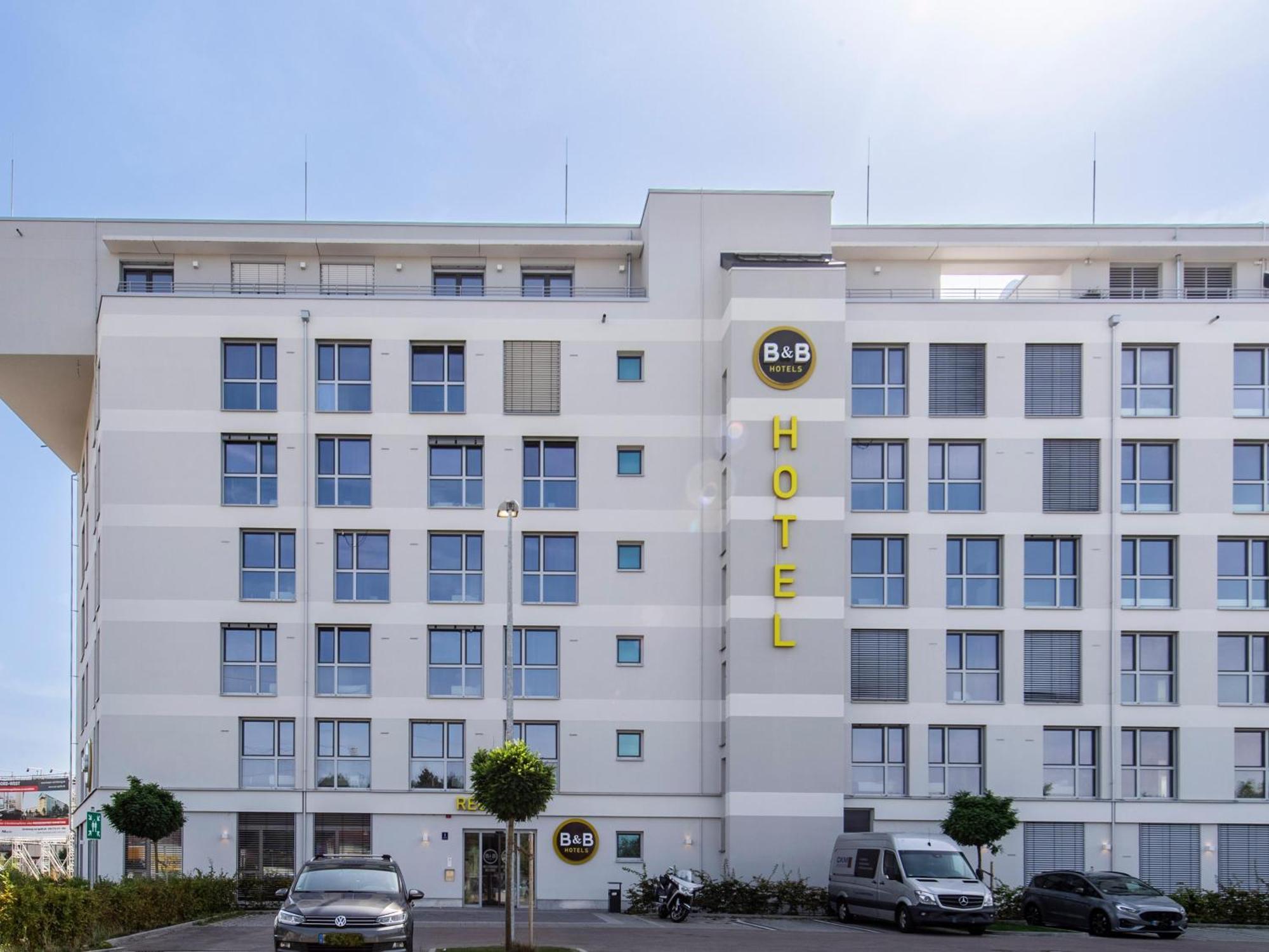 B&B Hotel Augsburg-Nord Екстериор снимка